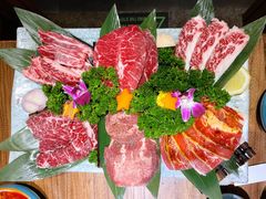 黑牛六拼-明洞阿姨·韩式酱蟹烤肉·创意料理(三元桥店)