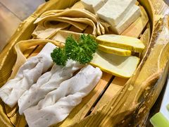 -滇釜火锅·能喝汤的火锅(车公庄店)