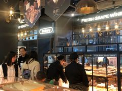 面包甜点陈列柜-酵墅·手感烘焙(印象汇店)