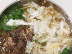 -花溪王记牛肉粉(四季花溪商场店)