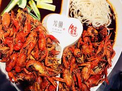 -龙巢盱眙龙虾·牛蛙·烧烤宵夜(八卦岭店)