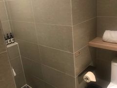 -杭州西湖湖滨银泰亚朵酒店