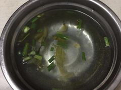 -灵山卢梅燕粉店