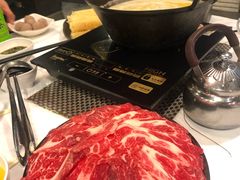 -鲜入围煮花胶鸡海鲜火锅