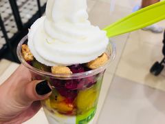 -三佰瑞冻酸奶(凯德MALL店)