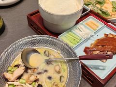 -香山湖家家宴(中山陵店)
