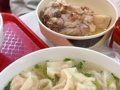 全肉馄饨-周震馄饨