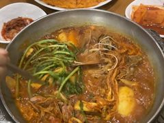 -喇喇排骨火锅·传统韩式脊骨汤(望京西园总店)