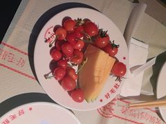 -芝小官毛肚火锅海鲜自助(苏州吴江区万宝店)