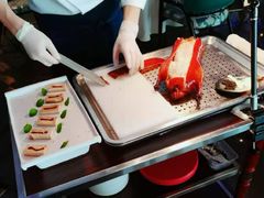 鱼子酱烤鸭-悦江(梅奔中心店)