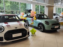 -北京盈之宝宝马4S店(望京店)