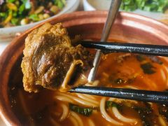 小锅鲜肉米线-泓0871臻选云南菜·味庄