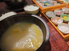 -良米山·云南野生菌过桥米线(上海首店)