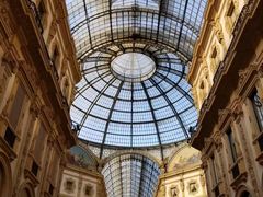 -文艺复兴百货(米兰大教堂广场店)