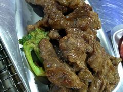 -马路牙子地桌烤肉(工体店)