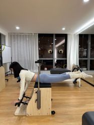 -AN普拉提女子健身工作室