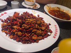 -茅庐川菜(威高广场店)