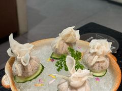 竹笙福气小汤包-得意咚瓜·顺德鱼生·冬瓜火锅(深圳首店)