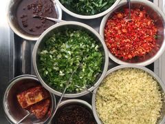 -姚记抚仙湖石锅鱼庄