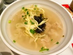 -馋三尺蟹粉小笼(人民广场店)