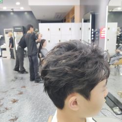 -藤野造型烫染·接发
