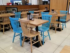 用餐区-小杨生煎(成山巴黎春天店)