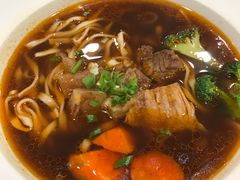 -康师傅私房牛肉面(马泉营奥莱店)