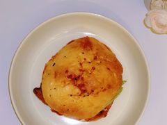 -必胜客(WOW昙华林店)