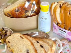 -皇冠幸福里动物奶油生日蛋糕(万达店)