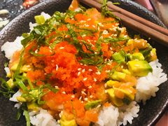 三文鱼牛油果拌饭-小司的料理(新街口店)