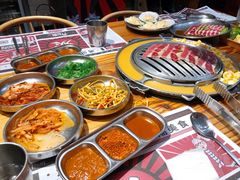 -青瓦炭韩潮烤肉(花园道店)