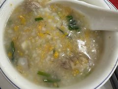 -先鲜鲫鱼粥
