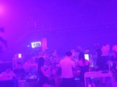 -简奥斯汀·赫本酒吧