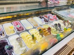 -MADO冰淇淋咖啡馆(淘金店)