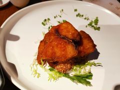 上海本帮熏鱼-上海小南国(正大店)