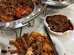 -凤凰路何眼镜香辣蟹(花果园店)