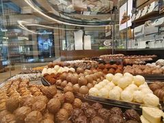 -Laderach 莱德拉(上海环贸iapm店)