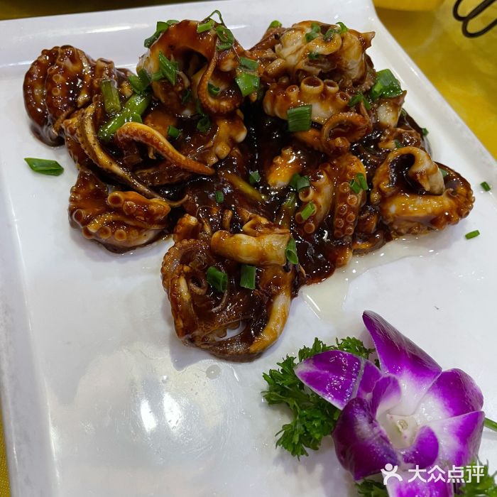 老板娘海鲜(平凉路店)酱爆八爪鱼图片