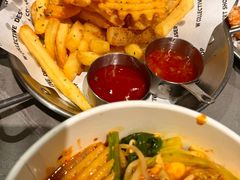 薯拼-W COLLECTIVE  DESSERT SHOP