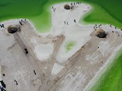 -察尔汗盐湖