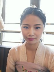 -虞美人汉服摄影