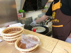 -卞姐蛋饼(陕西南路店)