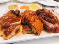 烧味双拼-新大咀港式茶餐厅(宝山万达店)