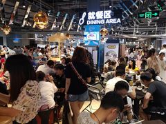 等位区-盒马鲜生(皇庭广场店)