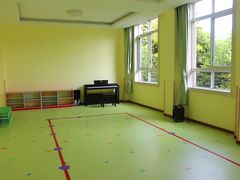 -鲜鱼宝宝早教中心(柳城大道西段店)