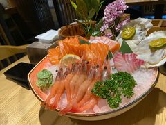 -枝魯枝魯自助料理