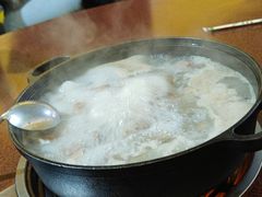 -泸沽肴(泸沽湖大洛水村农村信用社旁店)
