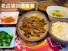 -哇蛙牛功夫面渝都料理(龙阳广场店)
