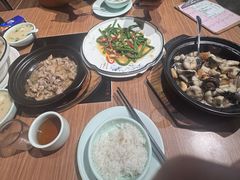 -荣基四海一家·家常菜·海鲜大排档(新安店)