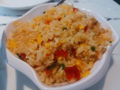 -凤凰路何眼镜香辣蟹(花果园店)